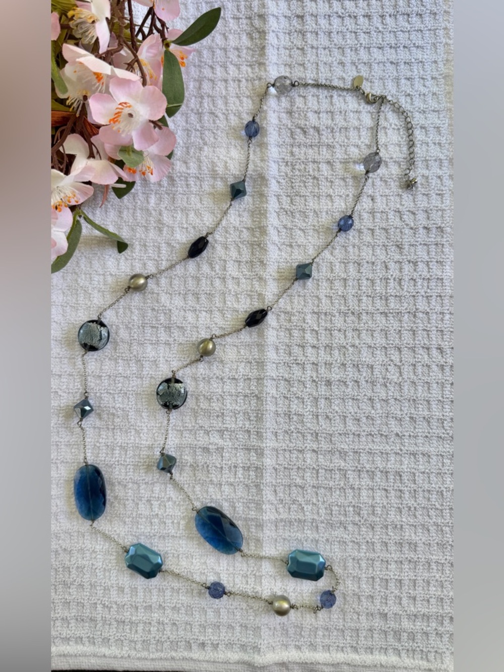 🐼 Lia Sophia Delicate Blue Bead Long Necklace #0131